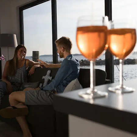 Hausboot Well - Husbad Well Egernsund