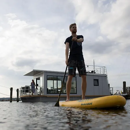 Hausboot Well - Husbad Well * Egernsund
