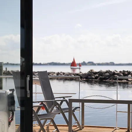 Hausboot Well - Husbad Well Дом отдыха *