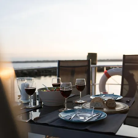 Дом отдыха Hausboot Well - Husbad Well Egernsund