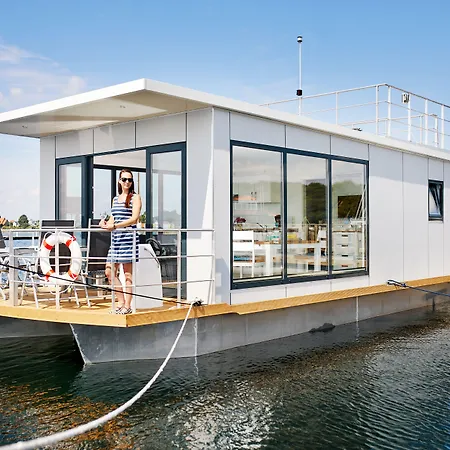 Дом отдыха Hausboot Well - Husbad Well