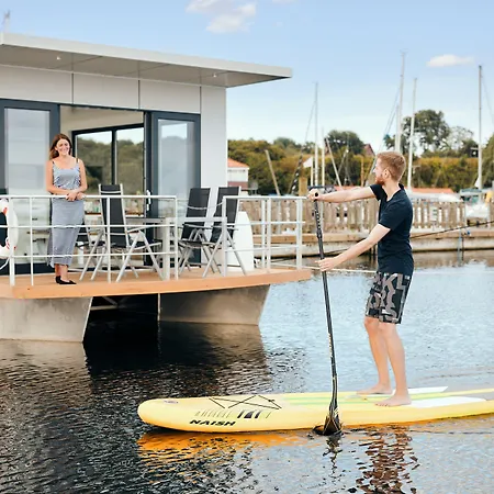 Hausboot Well - Husbad Well * Egernsund