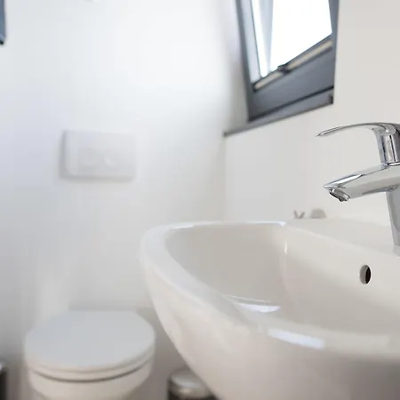 Hausboot Well - Husbad Well Дом отдыха Egernsund